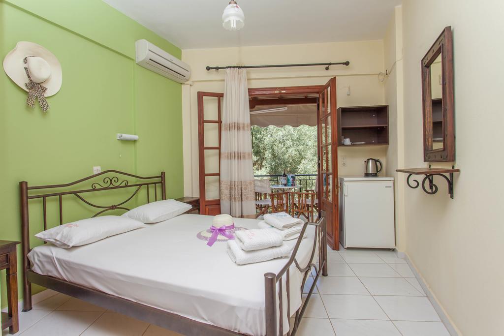 Ionio Sea Poros Studios Mikros Gialos Exterior foto