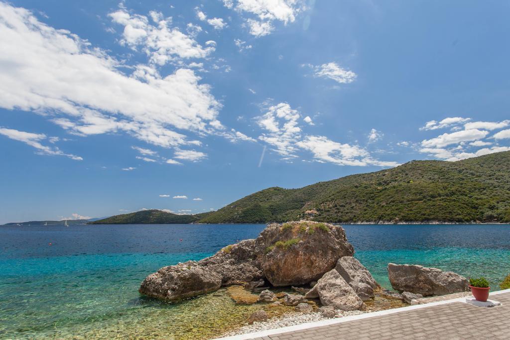 Ionio Sea Poros Studios Mikros Gialos Exterior foto